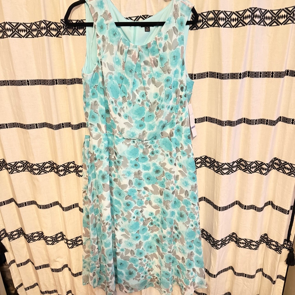 Floral Sleeveless Dress in Blue and Gray